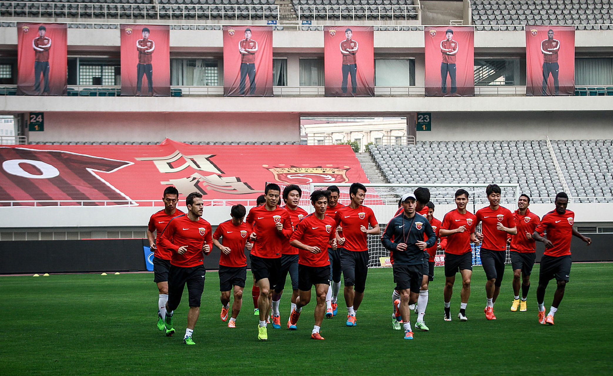 包含上港首战取胜,中超新赛季开门红的词条 包含上港首战取胜,中超新赛季开门红的词条