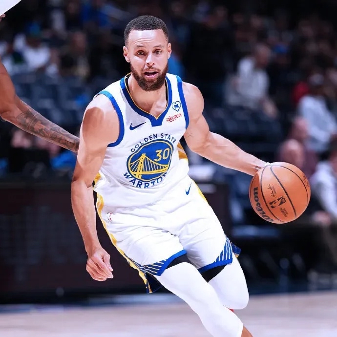 开拓者客场战胜黄蜂，止住低迷